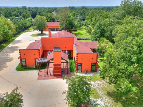 Aberdeen Falls neighborhood