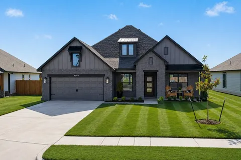 Addison Creek neighborhood